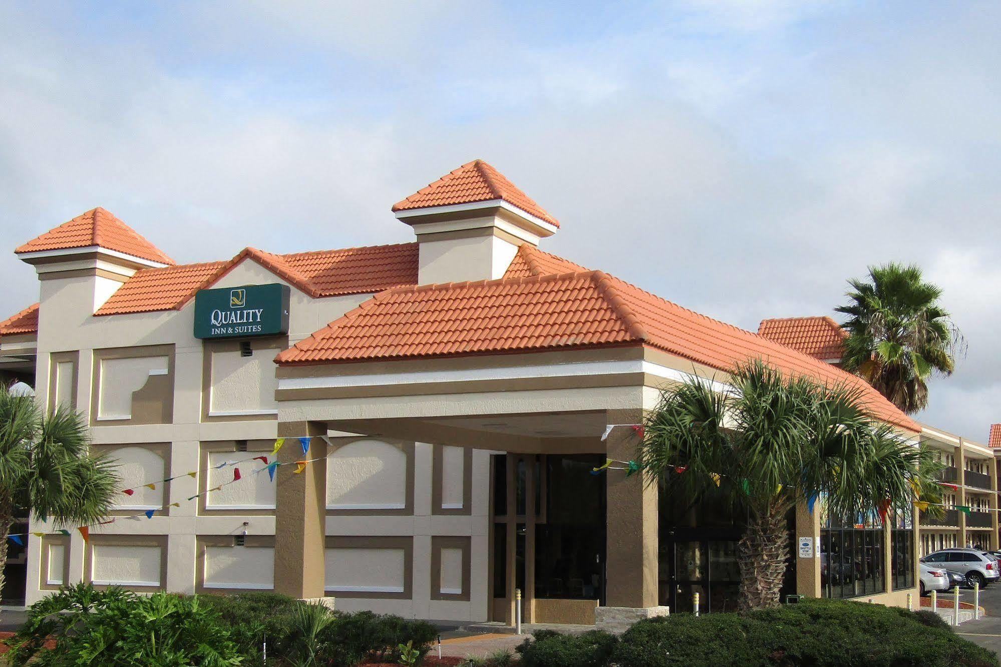 Four Corners Quality Inn & Suites Kissimmee By The Lake מראה חיצוני תמונה