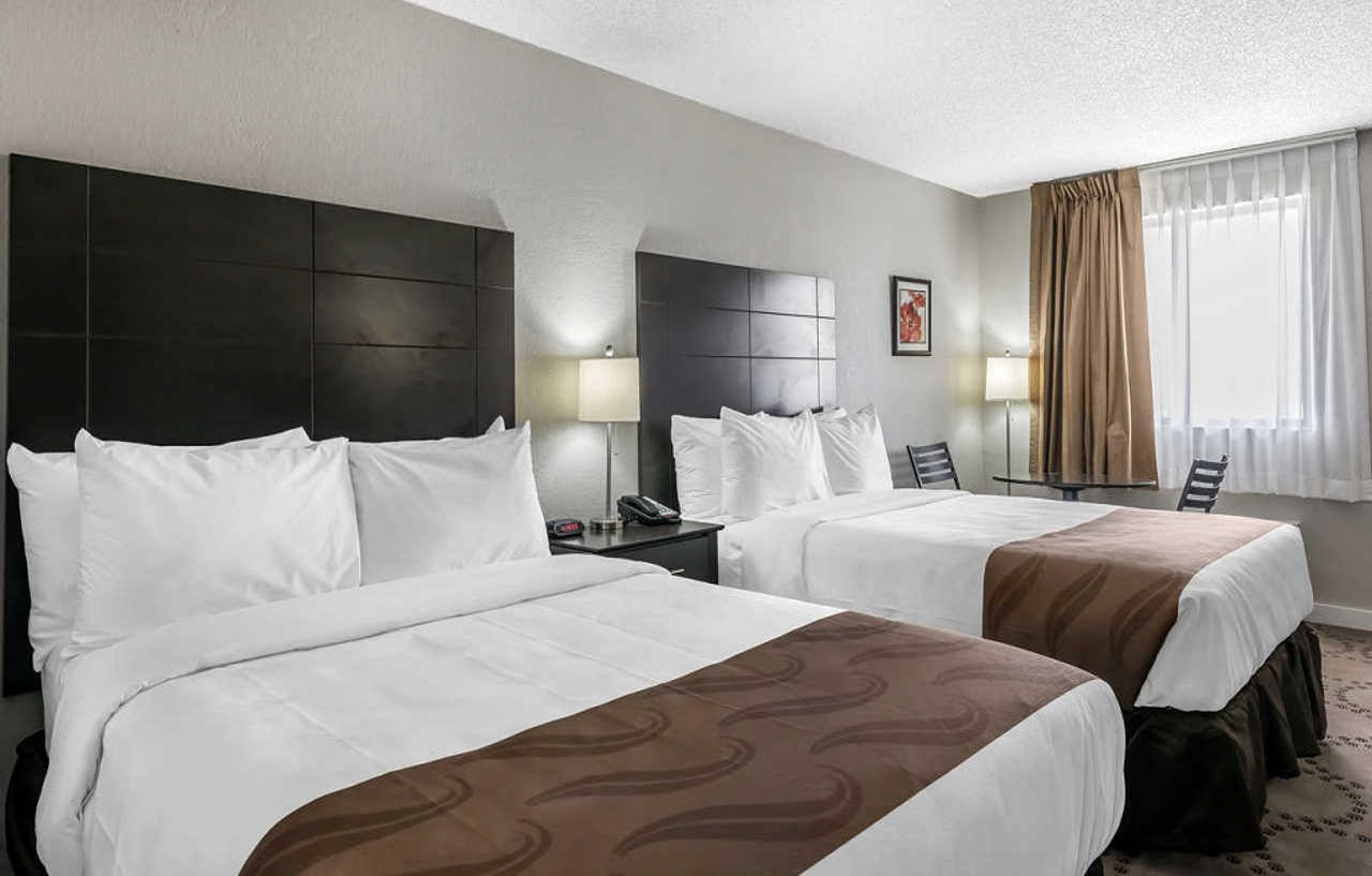 Four Corners Quality Inn & Suites Kissimmee By The Lake מראה חיצוני תמונה