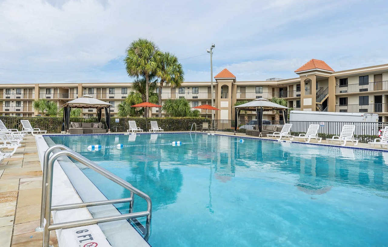 Four Corners Quality Inn & Suites Kissimmee By The Lake מראה חיצוני תמונה